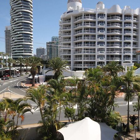 Aruba Beach Resort Broadbeach Exterior foto